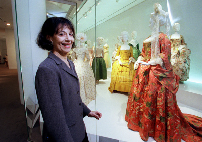 Холландер Энн